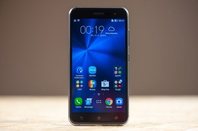 ASUS ZenFone 3 (ZE520KL)