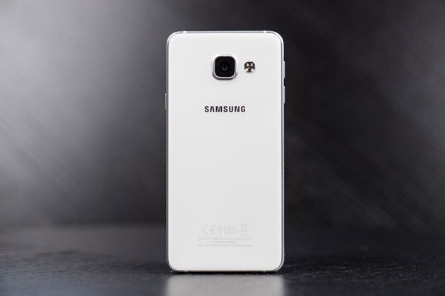 Samsung galaxy A3 (2016) - tył