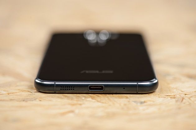 Asus ZenFone 3 złącze USB