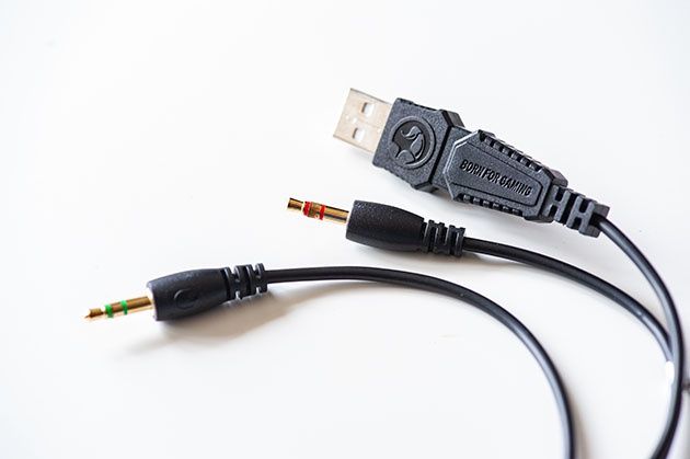 Marvo HG8941 - wtyki mini jaack 3,5 mm oraz USB