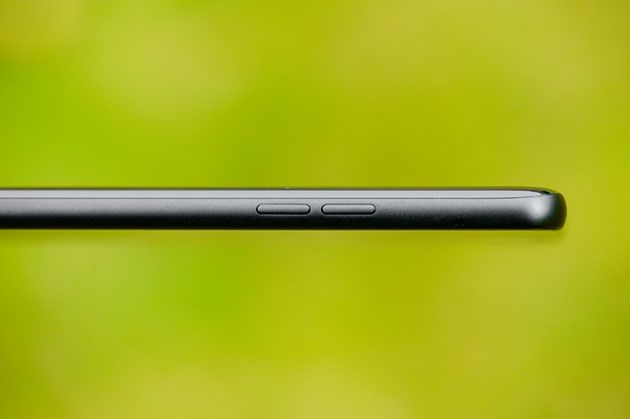 LG G7 fit - metalowa ramka