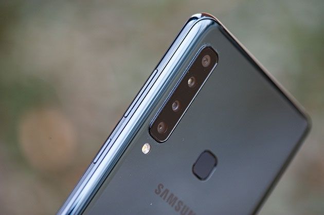 Samsung Galaxy A9 2018 - przyciski