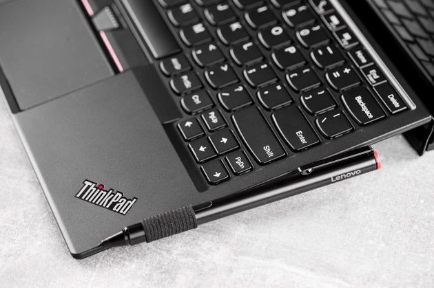 Lenovo ThinkPad X1 Tablet - piórko