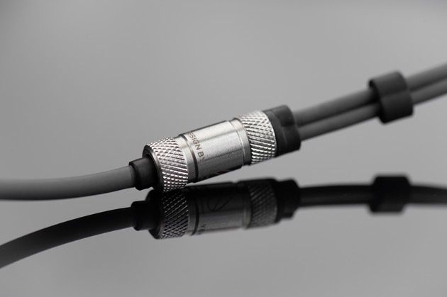 RHA MA750i - splitter - rozdzielacz