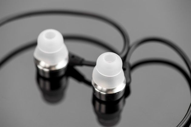 RHA MA750i - słuchawki do smartfona