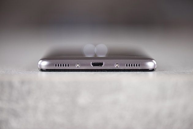 Honor 7 Lite - dół