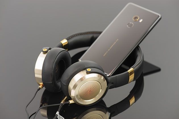 Xiaomi Mi Headphones 2 i Xiaomi Mi Mix 2
