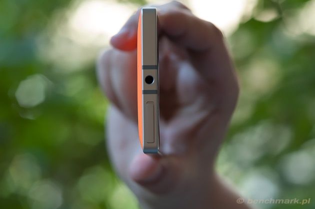 Nokia Lumia 930 widok bok