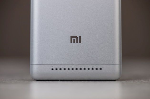 Xiaomi Redmi 3S dół
