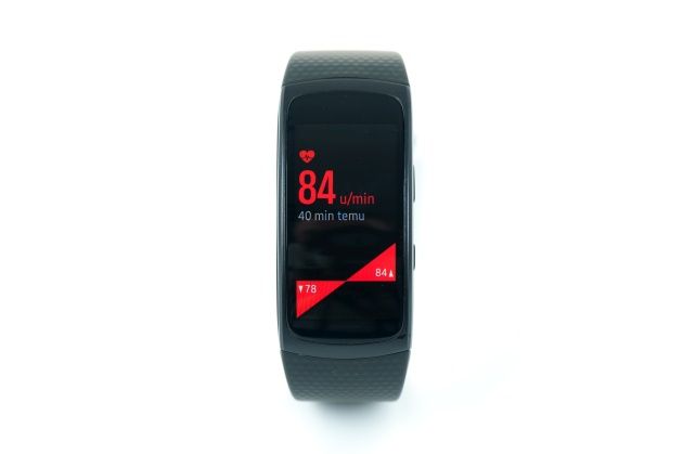 Samsung Gear Fit 2 pulsometr 1