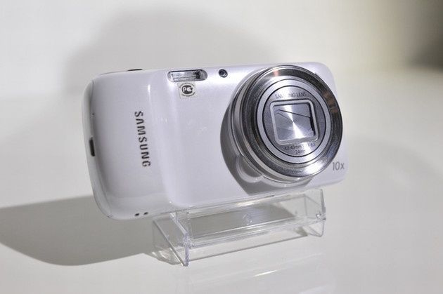 Samsung Galaxy S5 Zoom smartfon przeciek
