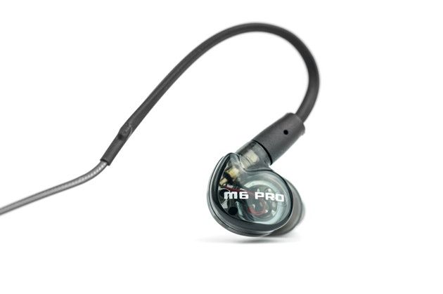 MEE Audio M6 Pro końcówka kabla