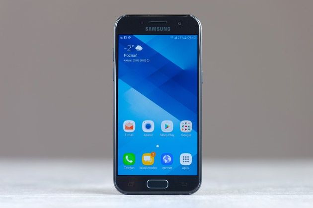 Samsung Galaxy A3 2017 - przód