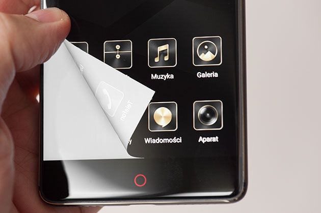 Nubia Z17 Lite - gesty na krawędziach ekranu