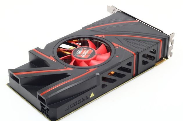AMD Radeon R7 260 karta graficzna zdjęcie