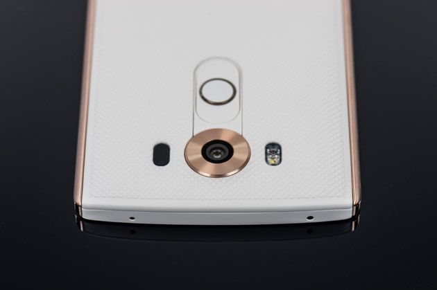 LG V10 - góra