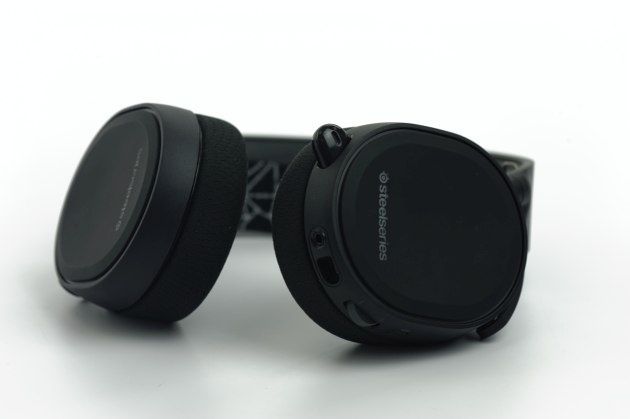 steelseries arctis 5 od dołu