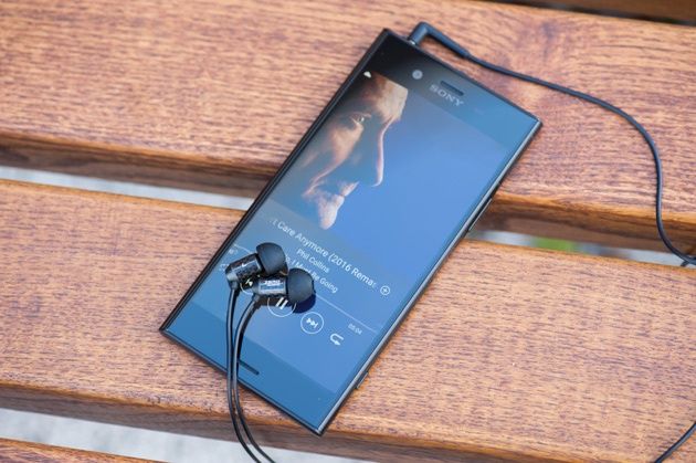 Xperia XZ1 - przód