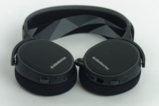 steelseries arctis 7 leżące