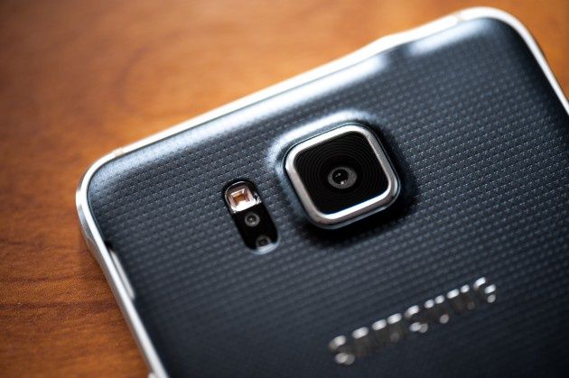 Samsung Galaxy Alpha tył obudowy