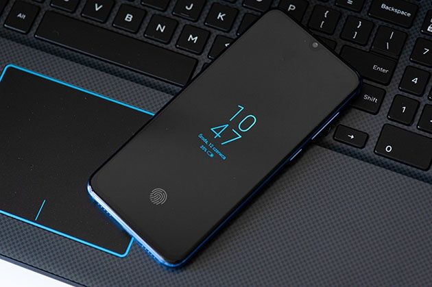 Xiaomi Mi 9 SE - always-on display