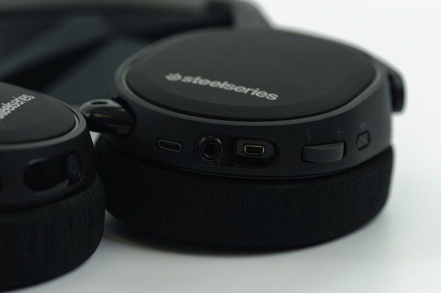 steelseries arctis 7 sterowanie lewa muszla