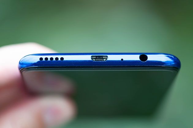 Huawei P Smart 2019 - wyjście słuchawkowe 3,5 mm
