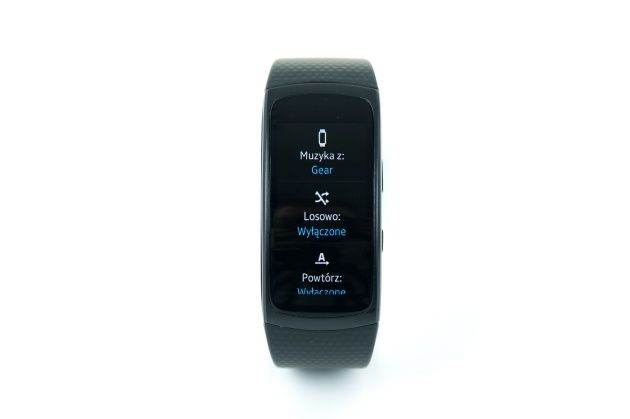 Samsung Gear Fit 2 odtwarzacz muzyki 1
