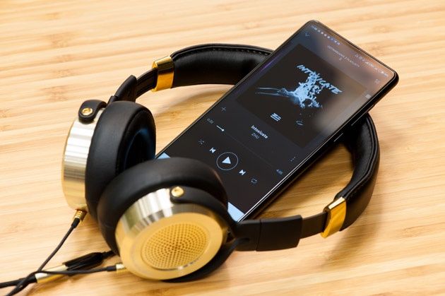 Xiaomi Mi Mix 2 - ze słuchawkami