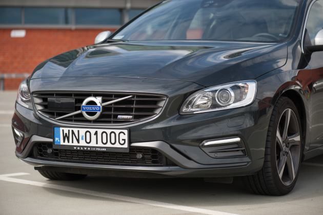 Volvo S60 przód