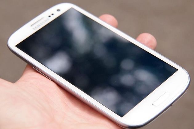 Samsung Galaxy S III wyłączony