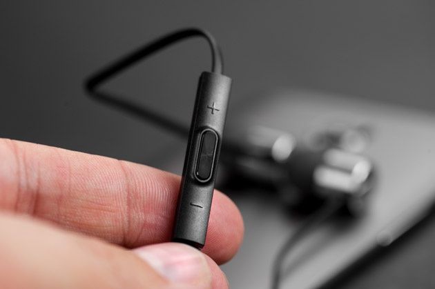 OnePlus 3T - OnePlus Bullets v2 mic