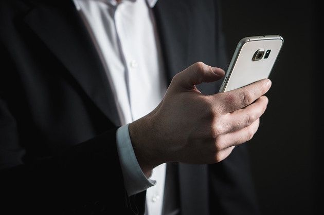 cyberbezpieczeństwo smartfon