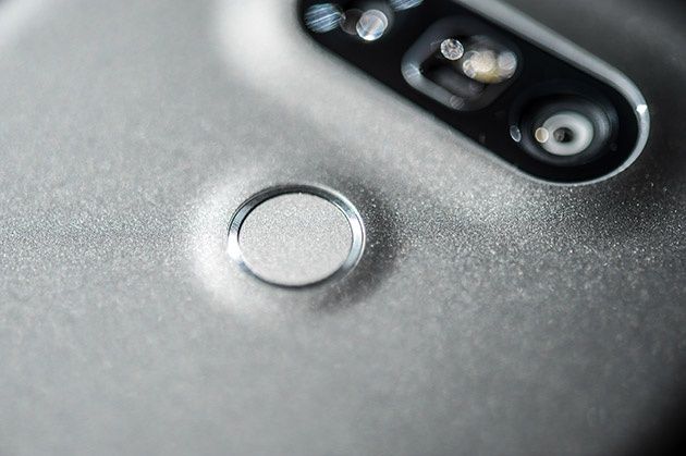 LG G5 - skaner linii papilarnych