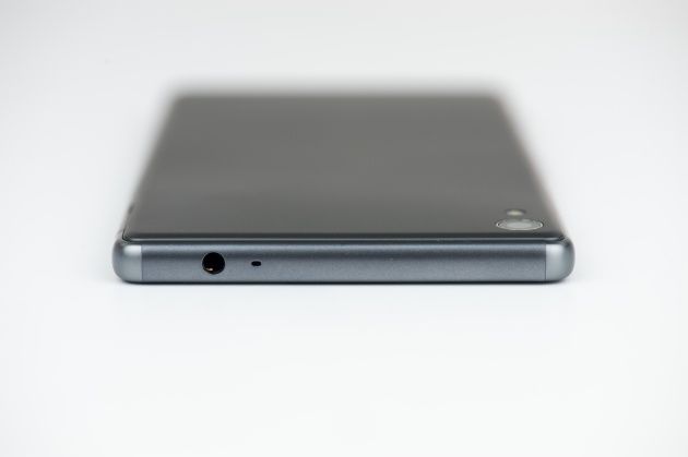 Sony Xperia XA Ultra góra