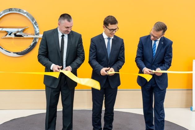 nowy salon Opla na obrzeżach Poznania