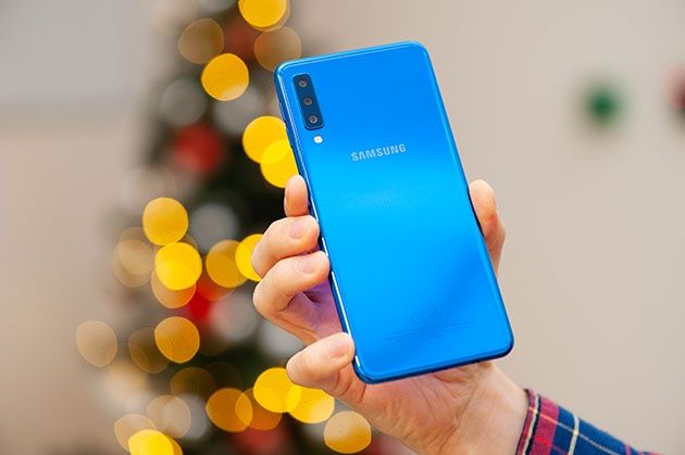 Samsung Galaxy A7 2018 - obudowa
