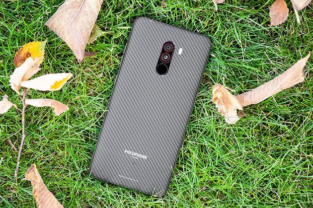 POCO F1 - szybki telefon w dobrej cenie