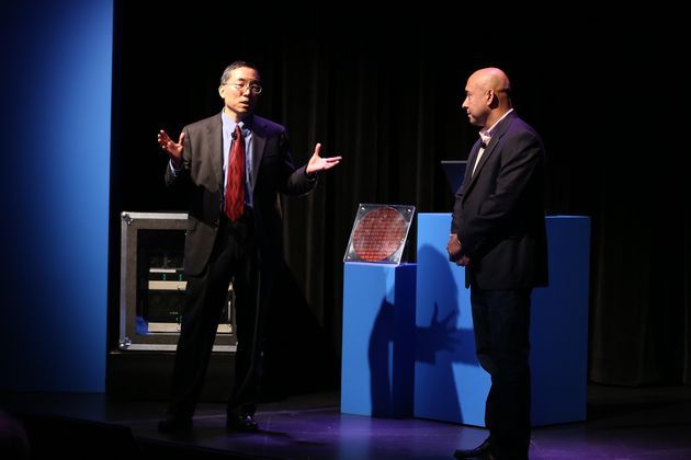 Intel Xeon E7 v2 procesor premiera
