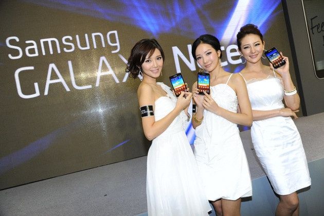 Samsung smartfony