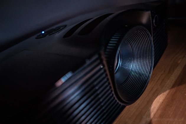 Optoma HD141X w ciemności