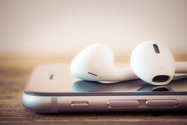 Apple iPhone 6S plus EarPods