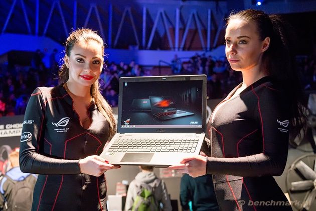 ASUS ROG G56 laptop premiera IEM 2014