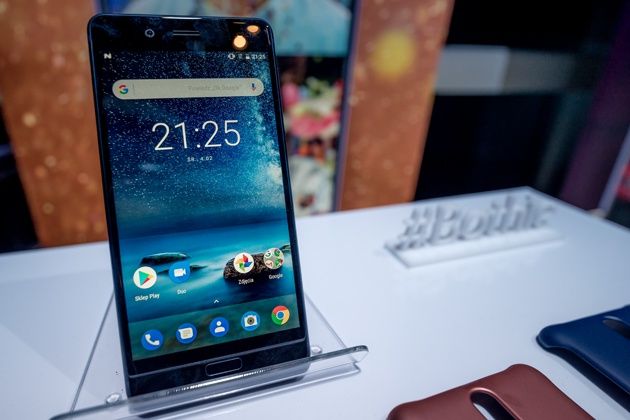 Nokia 8 przód