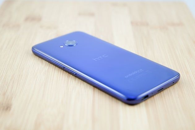 HTC U11 life przyciski