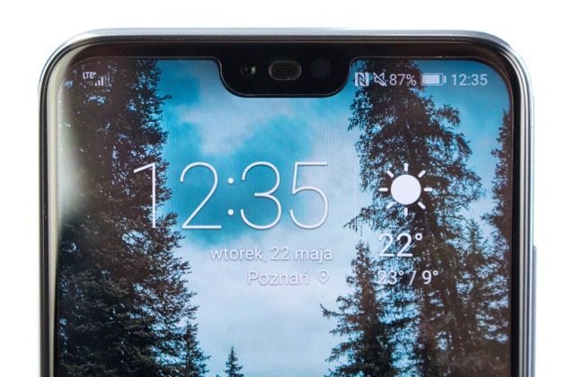 Honor 10 wcięcie