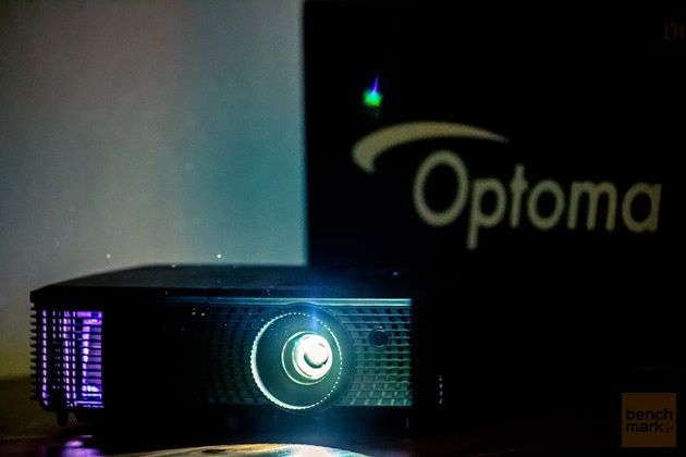Optoma X340 - projektor po ciemku