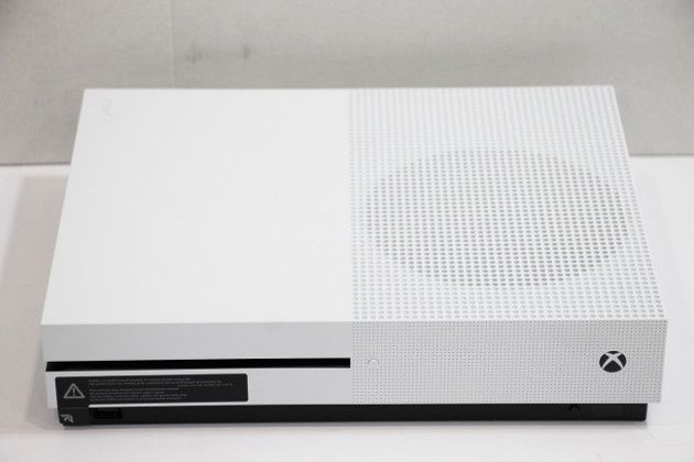 Xbox One S