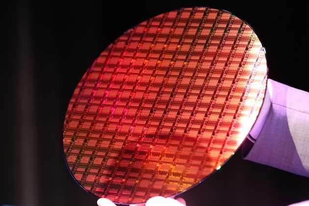 Intel Xeon E7 v2 procesor wafel krzemowy zdjęcie