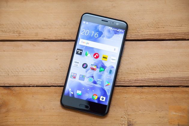 HTC U11 włączony ekran